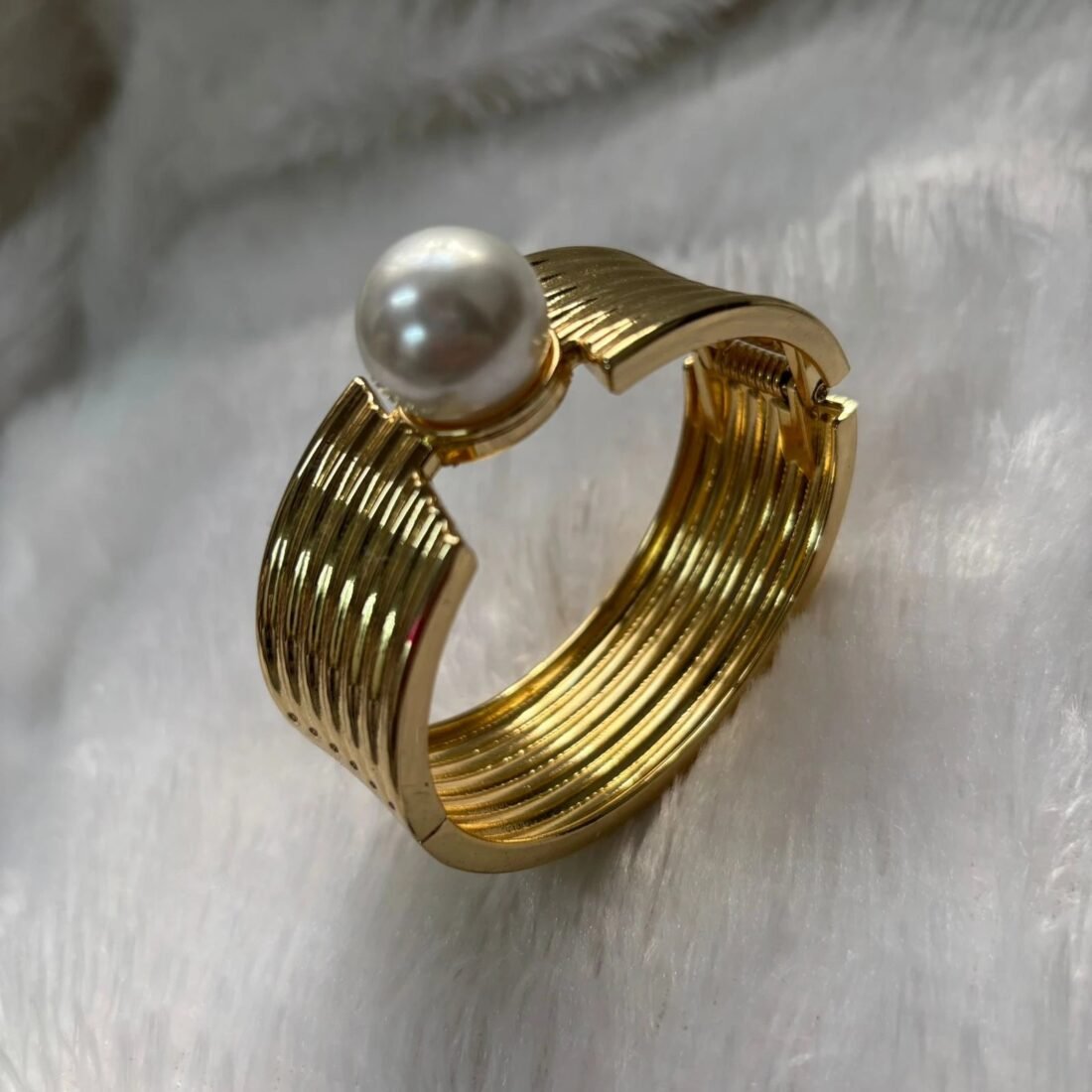 Pearl Ridge Royale Gold Finish Kada