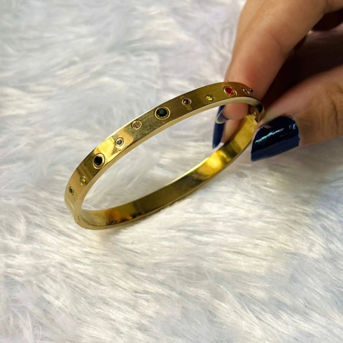 Prism Dotline Gold Kada