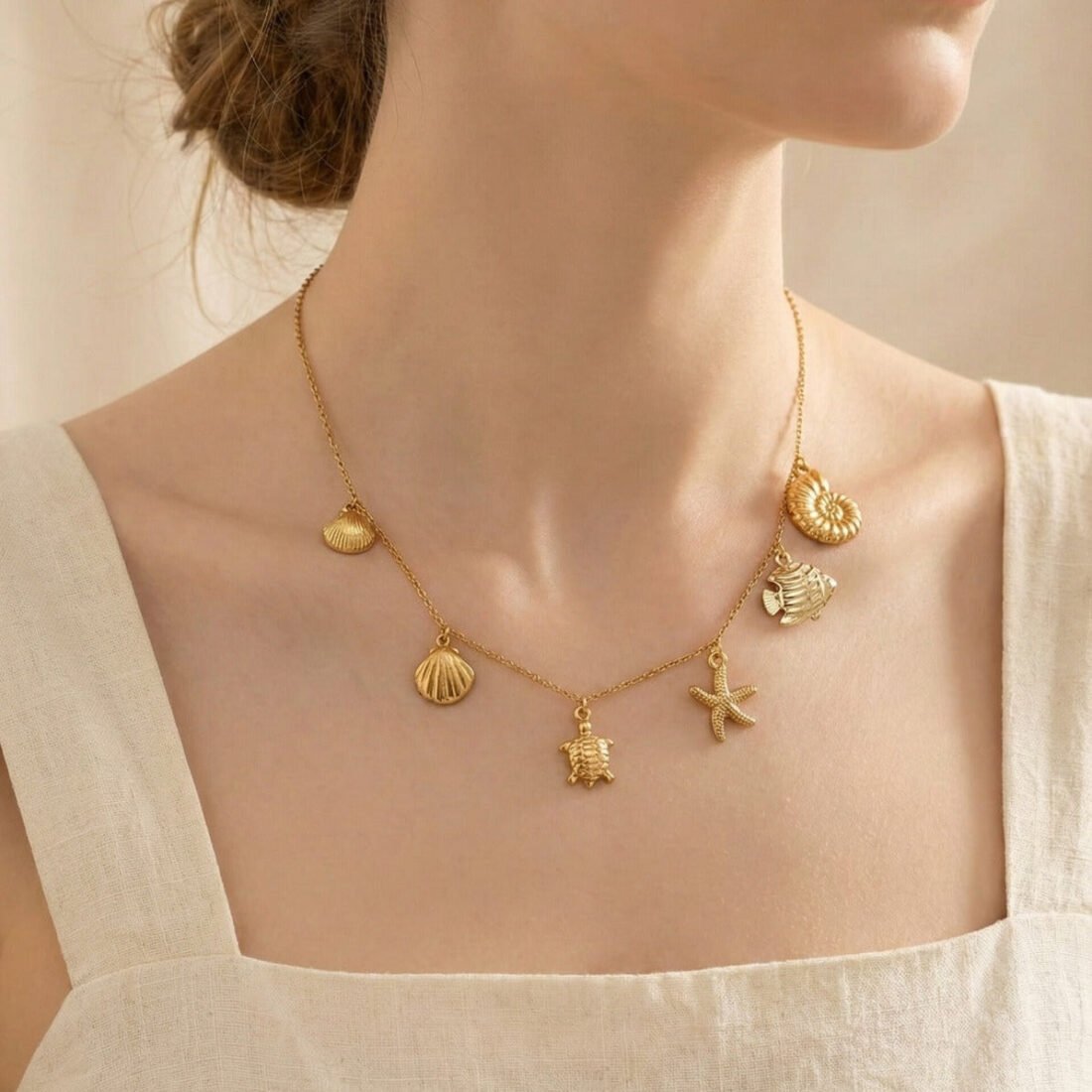 Beach life necklace