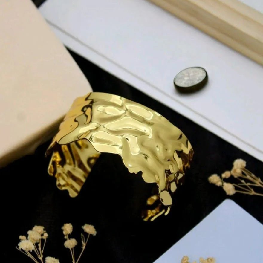 Gilded Flow Cuff kada