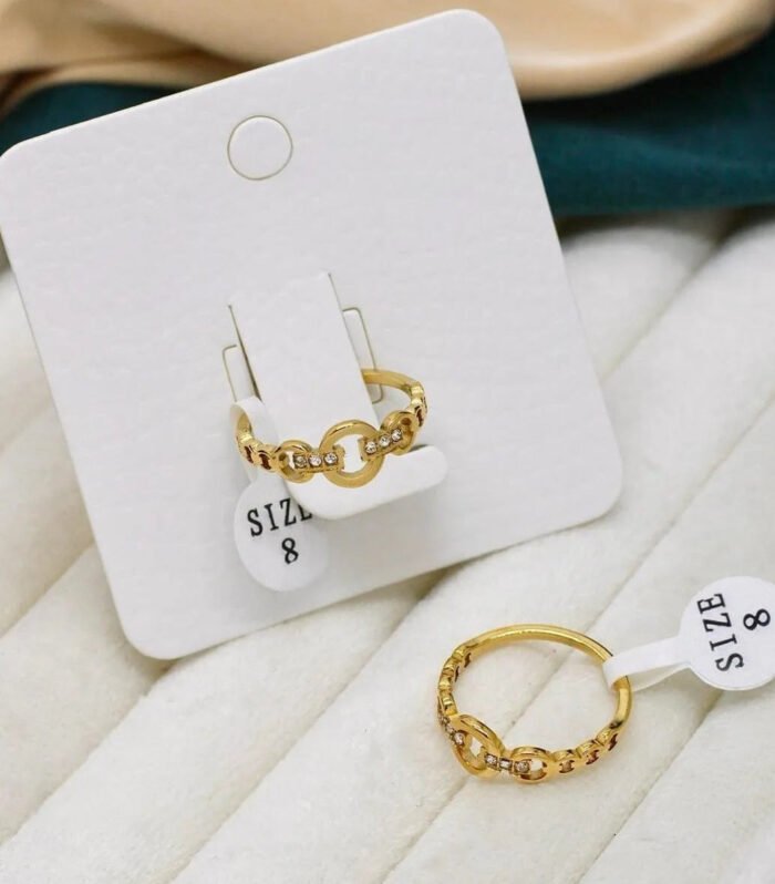 Linkora Crystal Chain Gold Ring