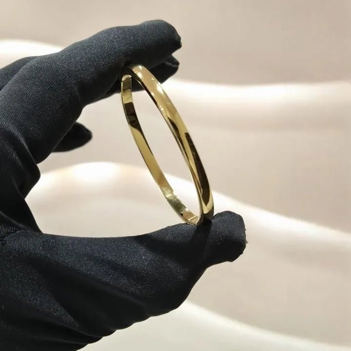 Polished Finish gold kada