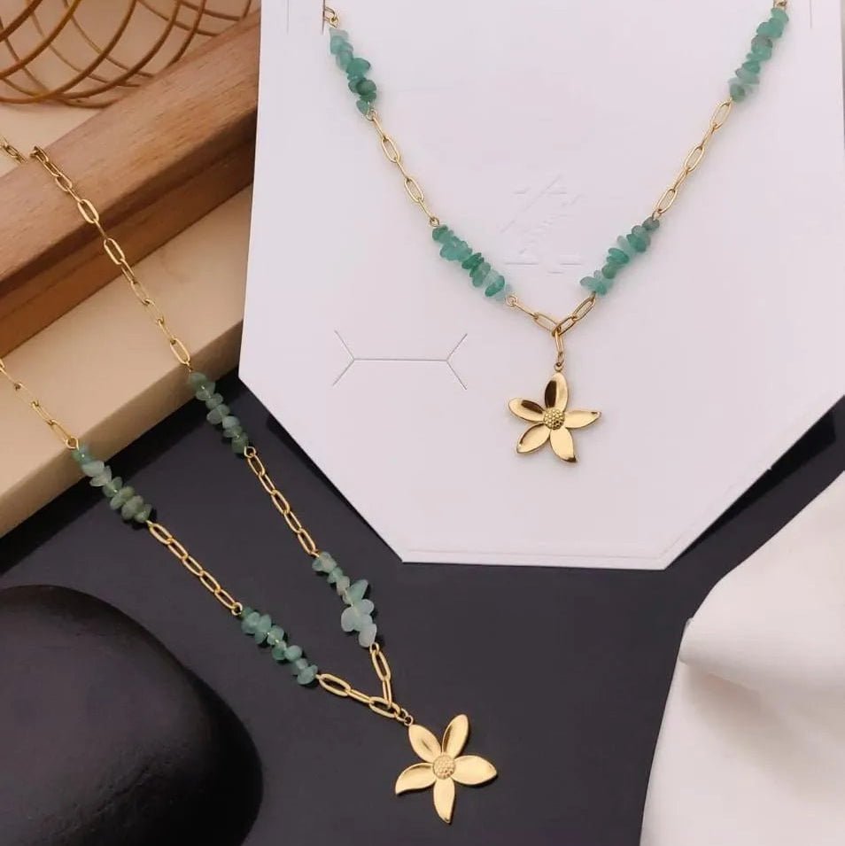 Emerald Flower Bead Necklace
