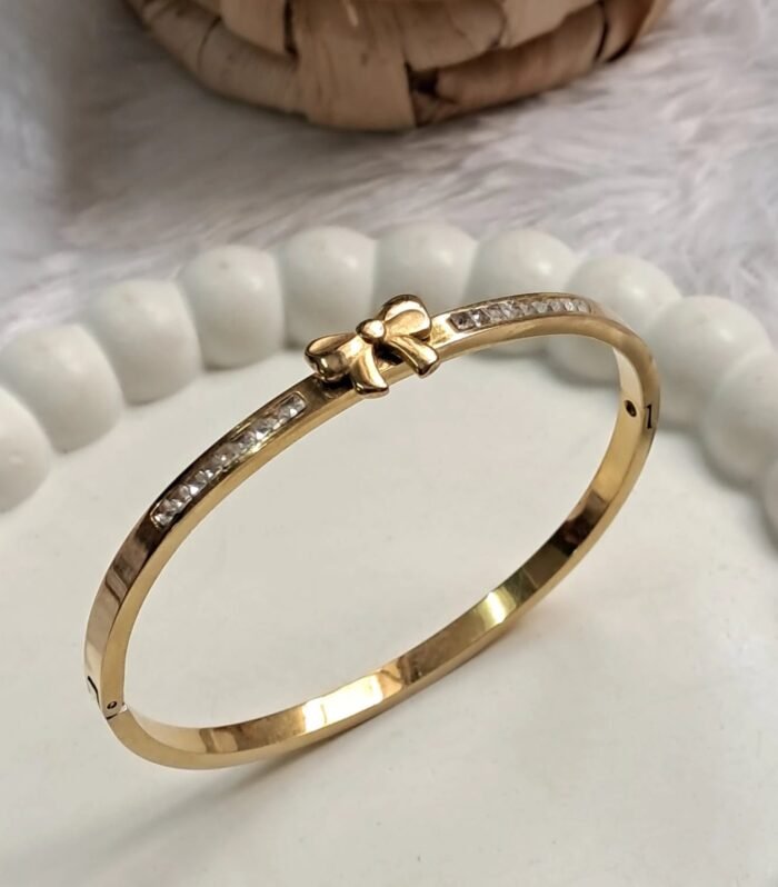 Golden Bow Crystal Kada