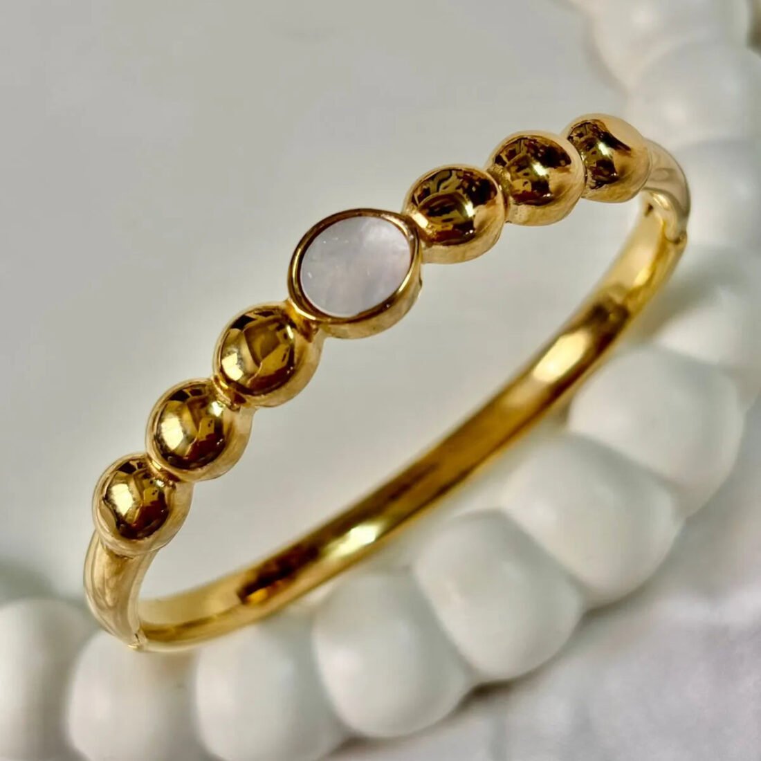 Golden Moonstone Kada