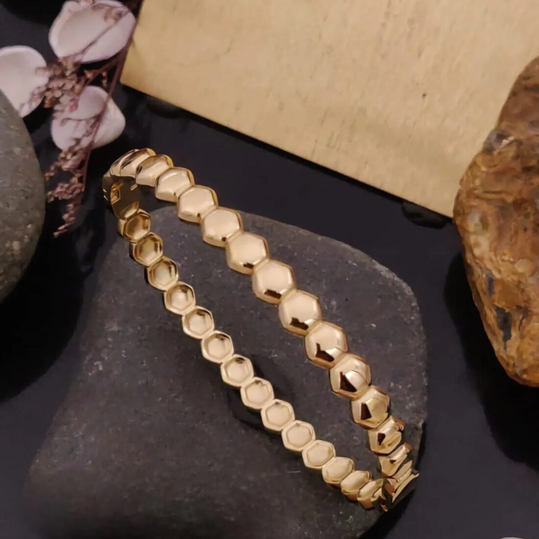 Hexagon Gold Kada