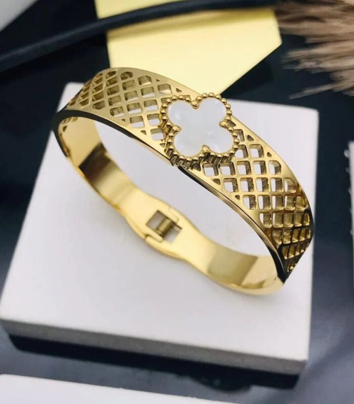 Lattice Floral Charm Gold Kada
