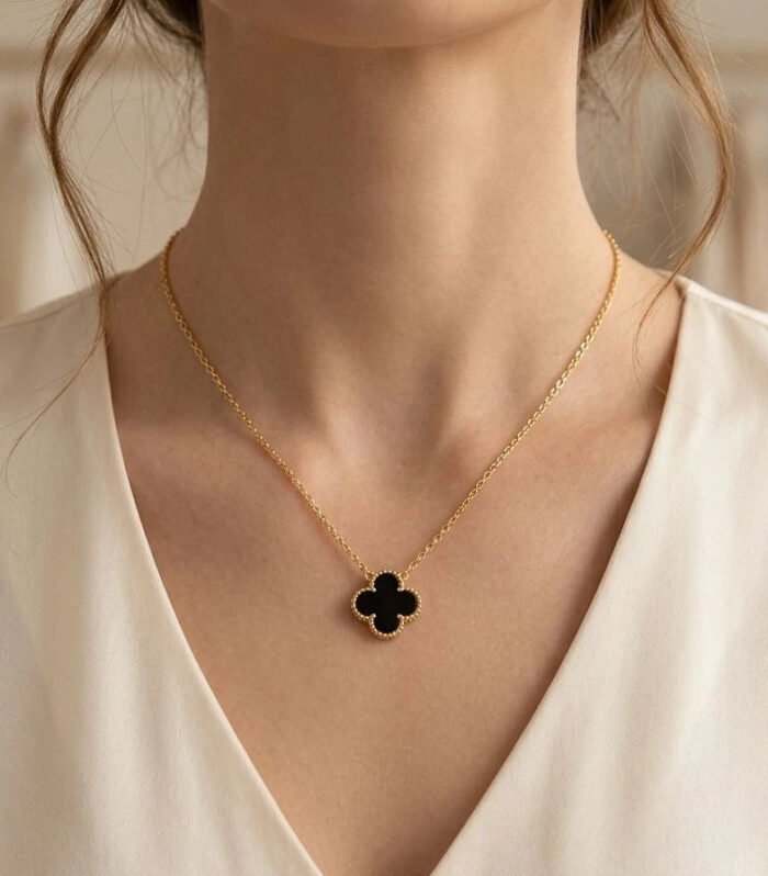 Midnight Clover Grace Necklace (Mini)