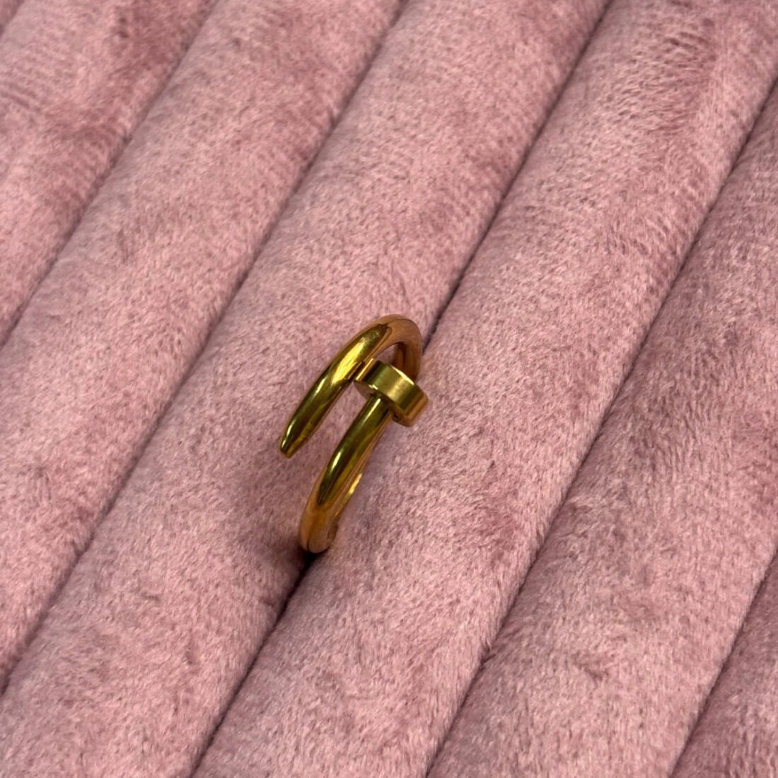 Minimal Nail Wrap Ring