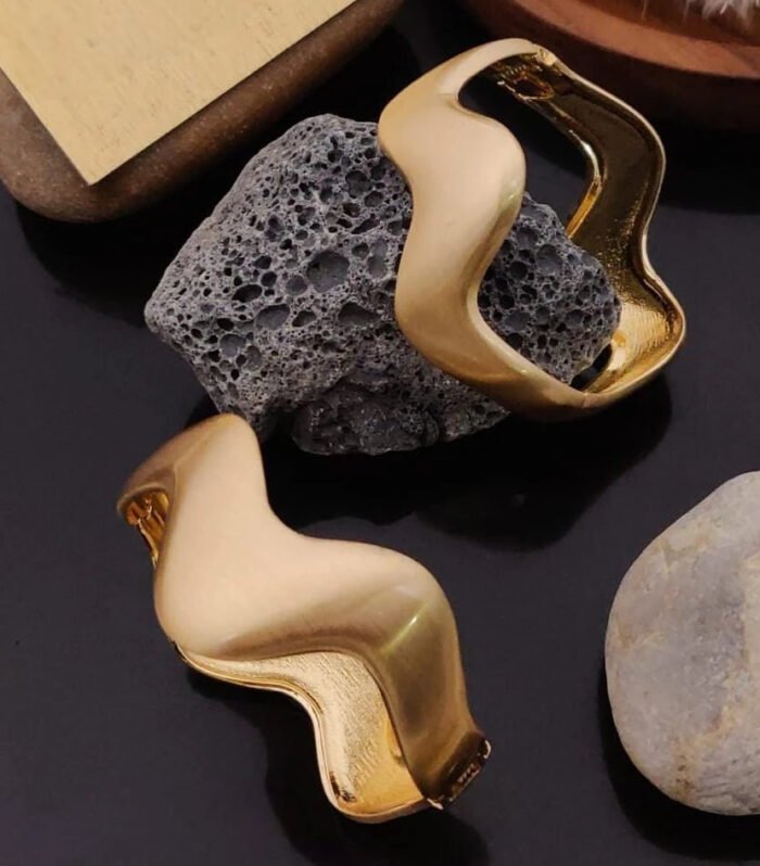 Sculpted Wave Kada