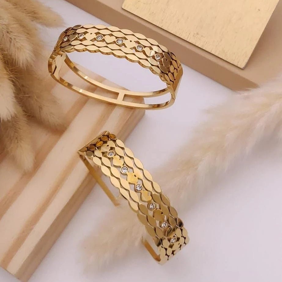 Seraphine Scale Gold Kada