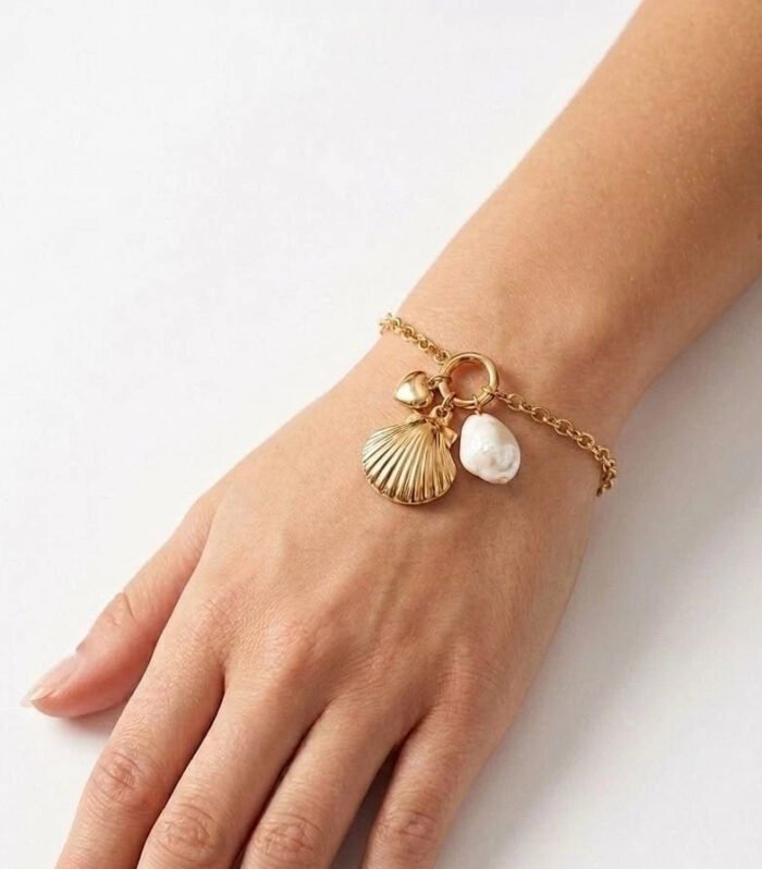 Serenelle Shell Pearl Bracelet