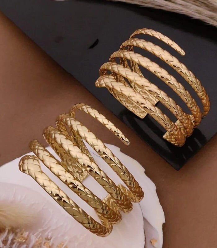 Serpent Spiral Gold Kada