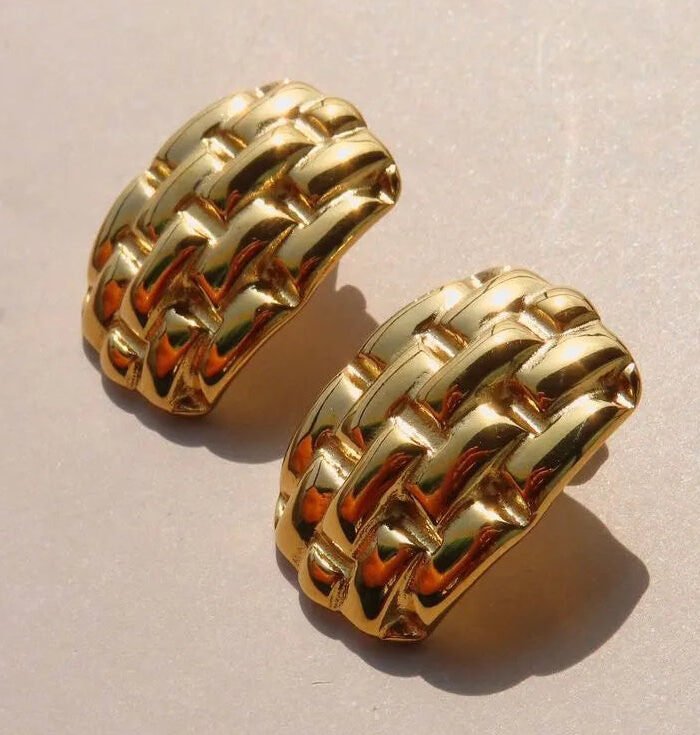 Woven Textured Gold stud Earrings