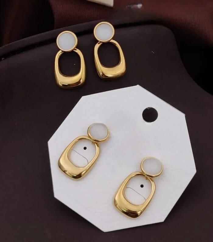 Elegant Round Top Drop Earrings